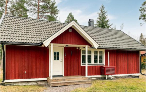 Beautiful home in Herräng with WiFi and 4 Bedrooms